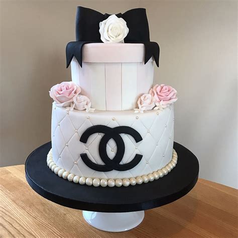 chanel cake decorations|chanel cakes images.